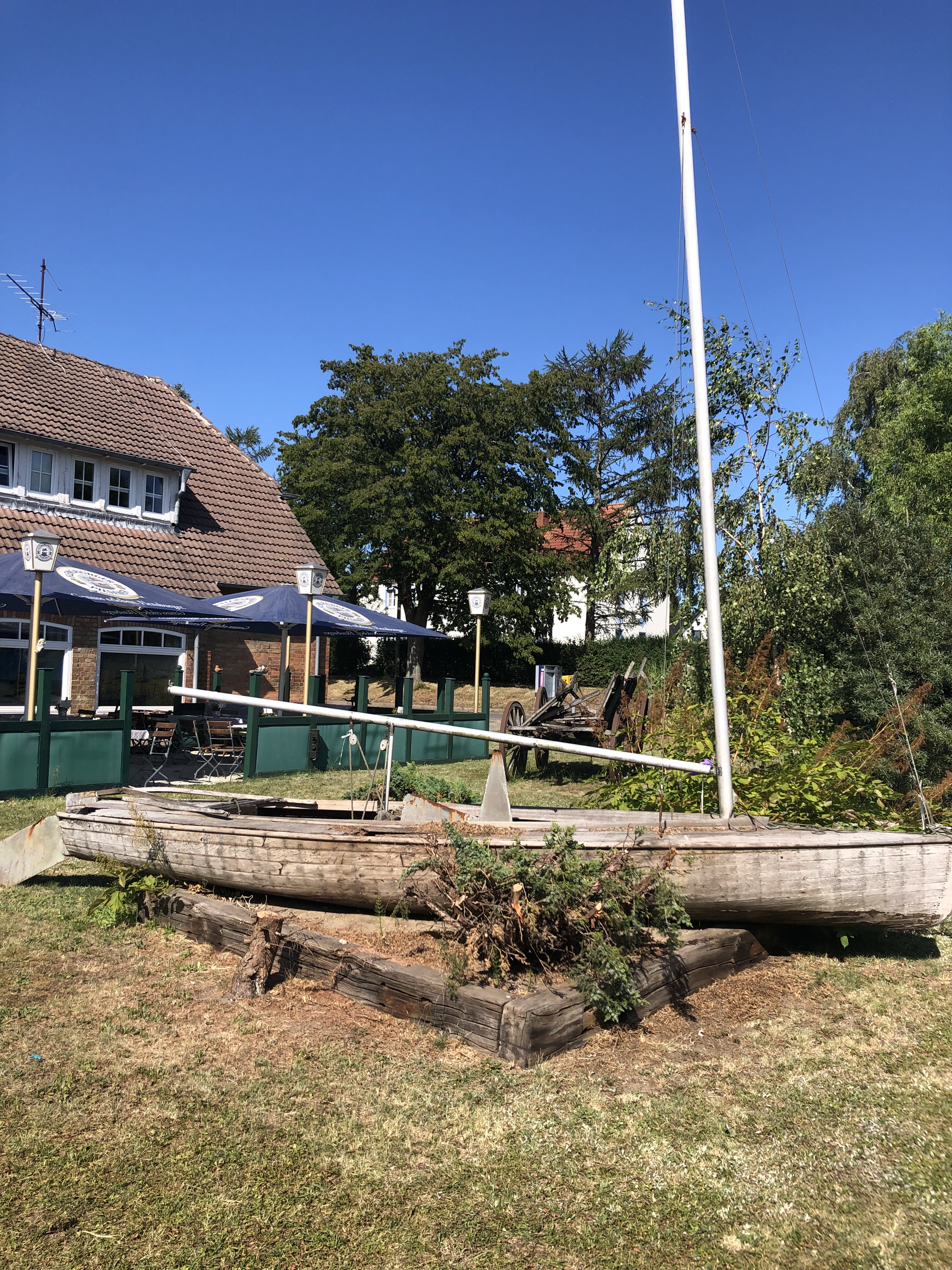 Zeer oude Olympia Jol op eiland Rugen