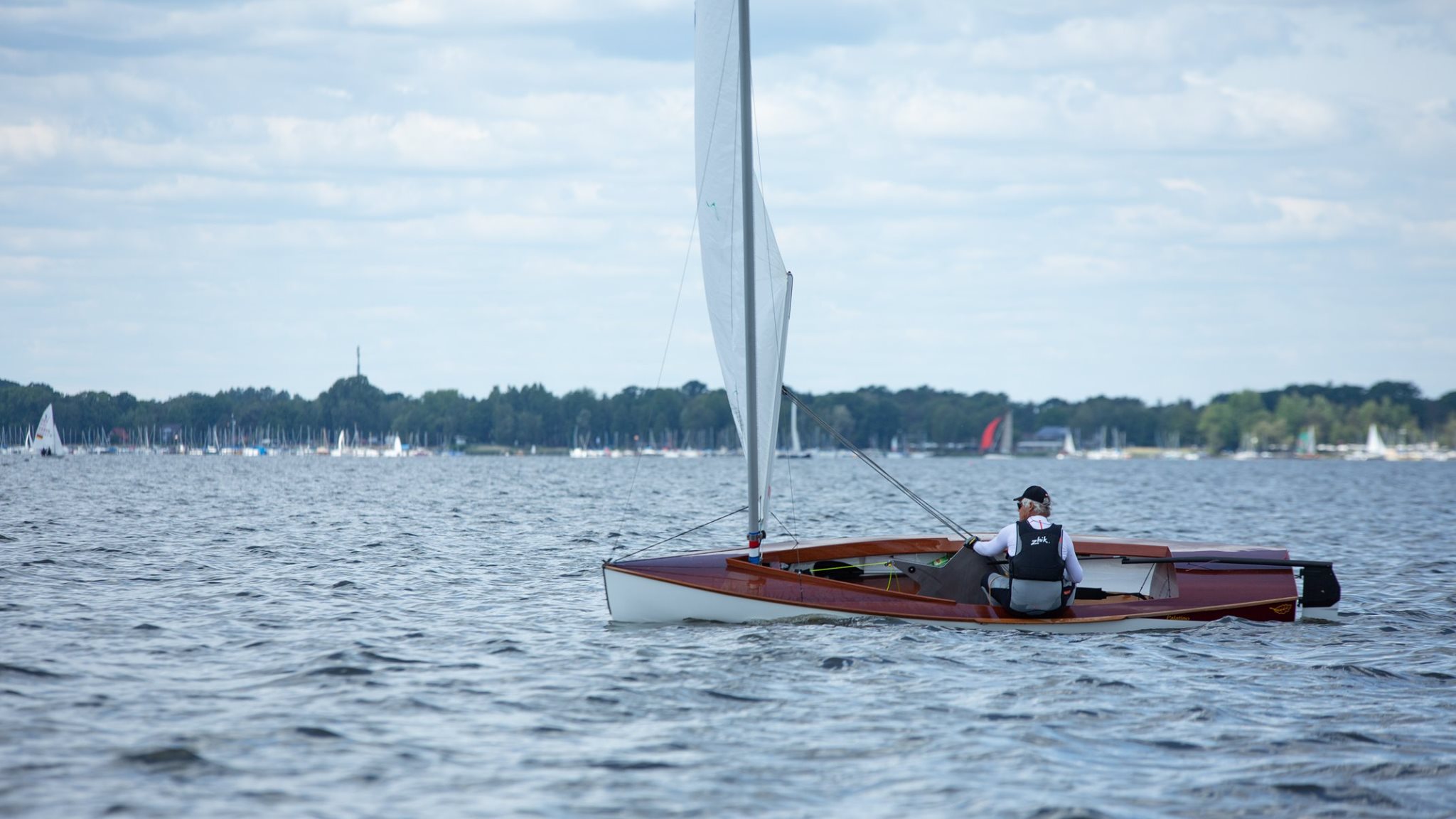 Foto serie van de Pinkster wedstrijden 2020 O-Jollen SLSV